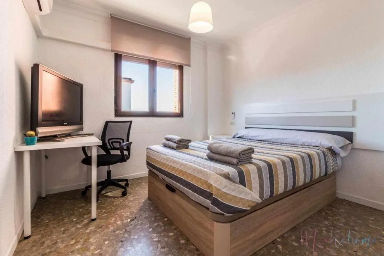 Apartmán Reformado A Estrenar Con 4 Hab Terraza Y Vistas Huelva